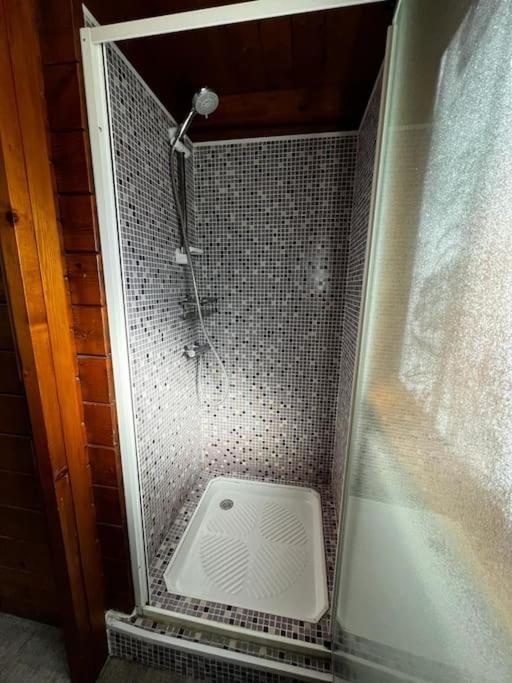 Chalet Ardennais Fromelennes Exterior photo