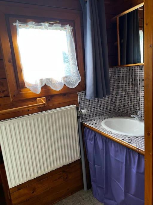 Chalet Ardennais Fromelennes Exterior photo